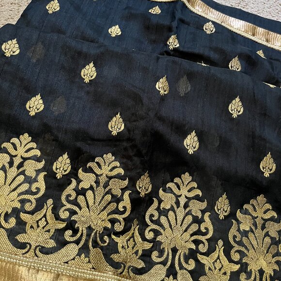 Black Indian Silk saree - Tussar silk saree with Heavy embroidery work Item desc - Picture 8 of 14